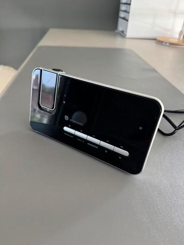 Radio reveil avec projecteur de l’heure beschikbaar voor biedingen