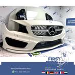 W117 Pre-Facelift AMG Voorkop Mercedes CLA 2015 Front wit Vo, Gebruikt, Ophalen of Verzenden, Bumper, Mercedes-Benz