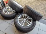 4 pneus HIVER sur jantes alliages - 215/65 
R17 
99V, Gebruikt, Overige, Winterbanden, Band(en)