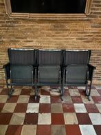 Sièges de théâtre/cinéma strapontin vintage, Enlèvement