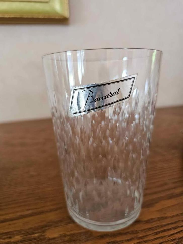 Vase Baccarat en cristal taillé, Antiek en Kunst, Antiek | Glaswerk en Kristal, Ophalen