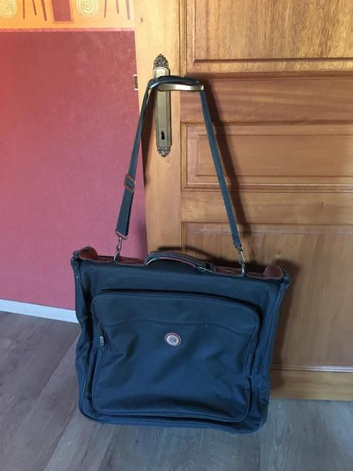 Reiszak of reistas van het merk CARLTON: nieuw, Handtassen en Accessoires, Tassen | Reistassen en Weekendtassen, Nieuw, Groen