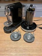 Machine à café Nespresso + Accessoires, Electroménager, Dosettes et capsules de café, Cafetière, Enlèvement, Utilisé