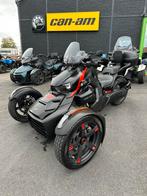 Super uitgeruste Can-Am Ryker 900, 899 cc, Bedrijf, 3 cilinders, Sport