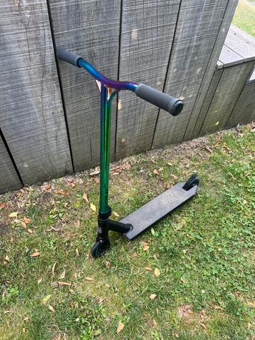 Stuntstep Blazer Pro Outrun beschikbaar voor biedingen