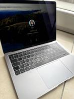 Macbook Air 2019 défectueux, 16 Go de RAM, 256 Go de SSD, Informatique & Logiciels, Apple Desktops, 13inch, 16 GB, Moins de 2 Ghz