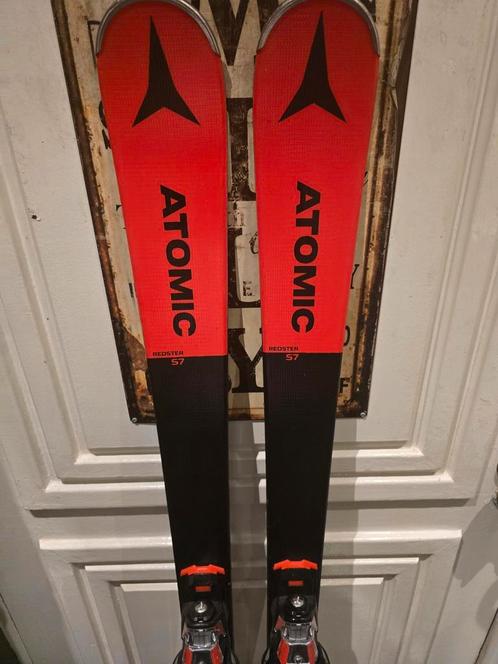 2023 156cm ATOMIC REDSTER S7 SL GEVORDERDEN TITANIUM WOODCOR, Sport en Fitness, Skiën en Langlaufen, Zo goed als nieuw, Ski's