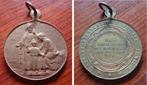 Medaille Aartsbroederschap der heilige familie, Verzamelen, Ophalen of Verzenden, Gebruikt, Overige typen, Christendom | Katholiek