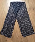 Mooie sjaaltje, Kleding | Dames, Mutsen, Sjaals en Handschoenen, Ophalen of Verzenden, Zo goed als nieuw