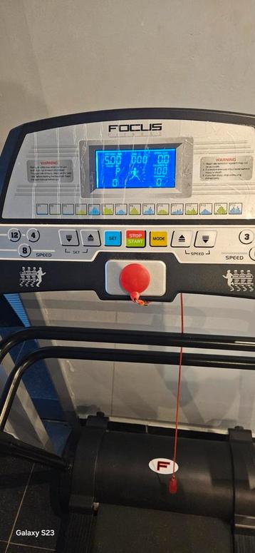 Focus, Enlèvement, Comme neuf, Autres matériaux, Tapis roulant