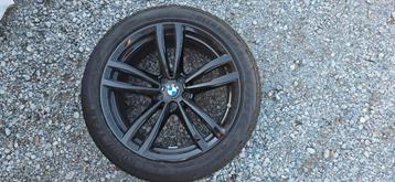 Set BMW 7 velgen met Goodyear winterbanden - bijna nieuw beschikbaar voor biedingen