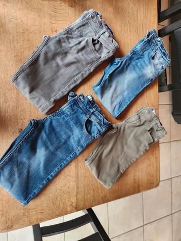 4 slanke jeans van 12 jaar  beschikbaar voor biedingen