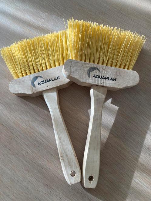 2 brosses Aquaplan occuper le sous-sol Prix détail €28, Bricolage & Construction, Outillage | Outillage à main, Neuf, Enlèvement ou Envoi