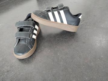 ADIDAS schoenen maat 25 beschikbaar voor biedingen