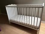 Babybed met matras, Kinderen en Baby's, Babywiegjes en Ledikanten, Ophalen, Zo goed als nieuw