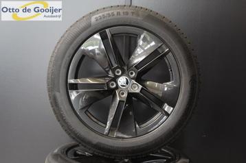 Originele Skoda Enyaq Winterbanden 235/55R19 beschikbaar voor biedingen