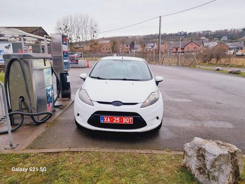 Bonjour, je vends de toute urgence une Ford Foesta. Elle est, Auto's, Ford, Particulier, Ophalen