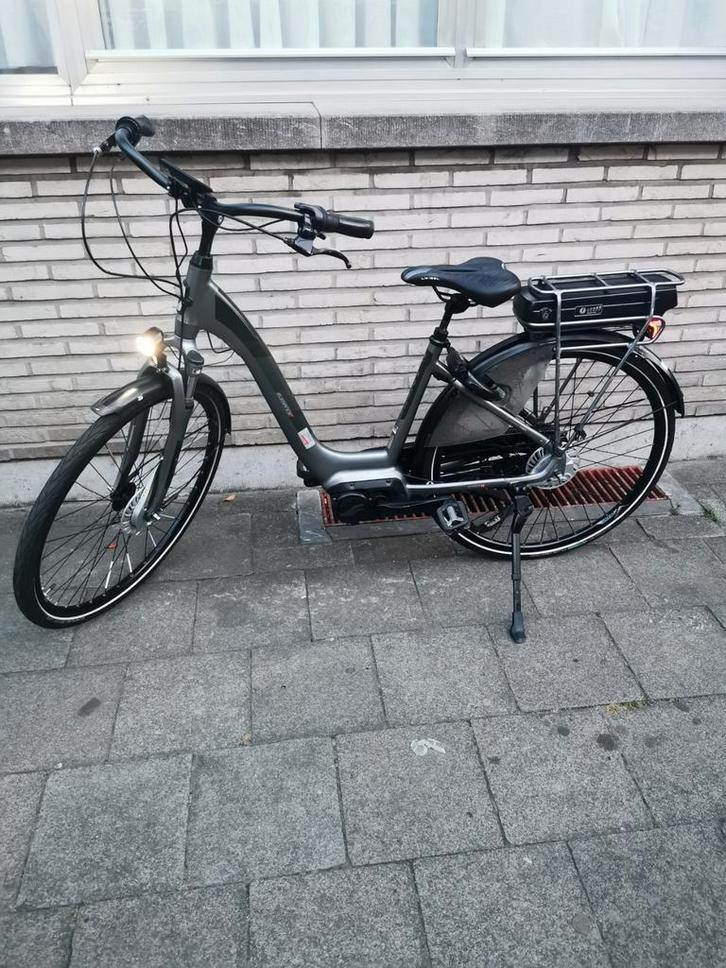 Giant hybride+ met Yamaha middenmotor in perfecte staat, Fietsen en Brommers, Elektrische fietsen, Zo goed als nieuw, Giant, 50 km per accu of meer