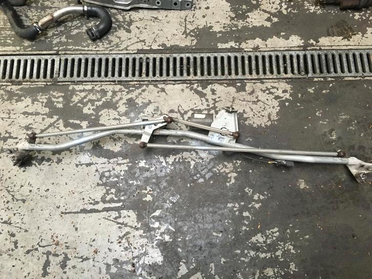 MOUVEMENT D ESSUIE GLACE AVANT OPEL MERIVA A, Autos : Pièces & Accessoires, Autres pièces automobiles, Opel, Utilisé, Enlèvement