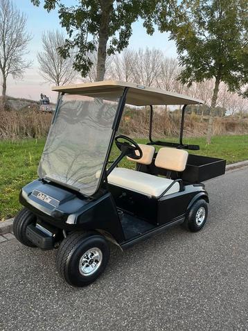 Prachtige elektrische golfkar clubcar met werkbakje perfecte beschikbaar voor biedingen