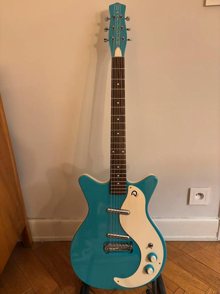 Danaectro Koreaanse gitaar jaar 2000, Muziek en Instrumenten, Snaarinstrumenten | Gitaren | Elektrisch, Zo goed als nieuw, Epiphone