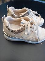 BASKET FEMME TAILLE 38 MARQUE CR, Vêtements | Femmes, Enlèvement ou Envoi