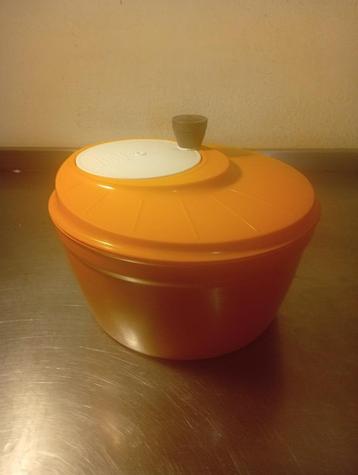 vintage Moulinex sinaasappelslacentrifuge. Deze m beschikbaar voor biedingen