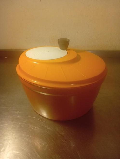 vintage Moulinex sinaasappelslacentrifuge. Deze m, Huis en Inrichting, Woonaccessoires | Schalen en Manden, Mand, Ophalen