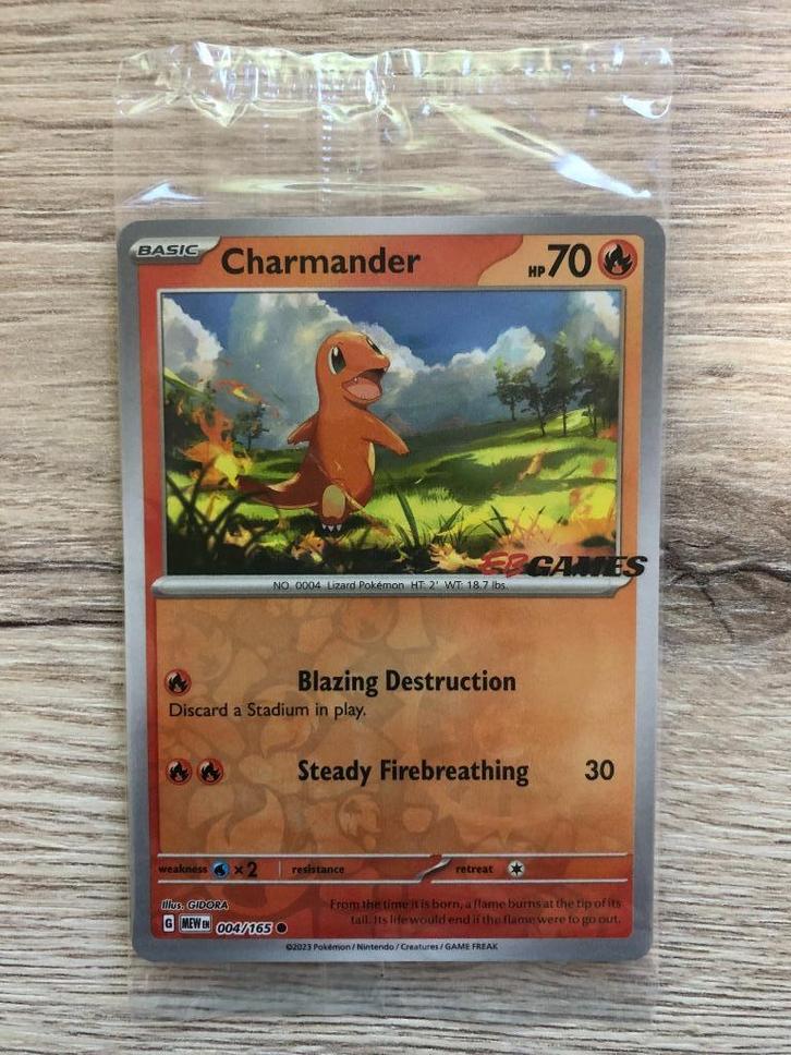 Charmander Promo Pokemon 004/165 - 151- EB Games - sealed!, Hobby en Vrije tijd, Verzamelkaartspellen | Pokémon, Nieuw, Losse kaart