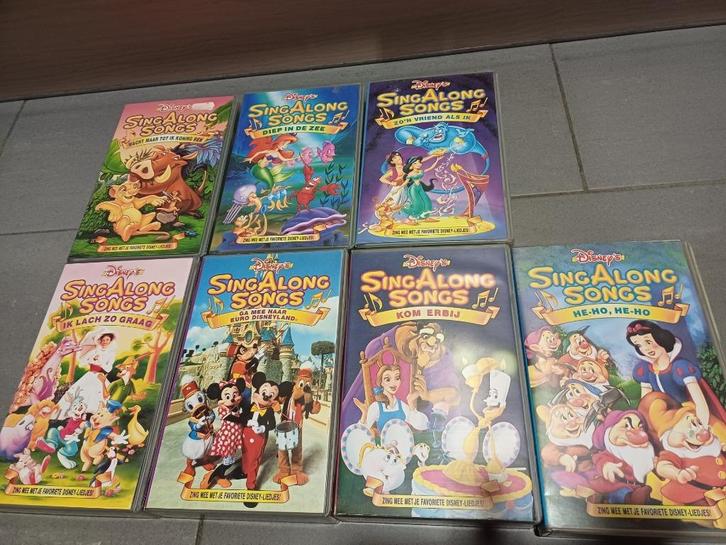 VHS video casettes meestal disney 42 stuks 2 euro per stuk, Cd's en Dvd's, VHS | Film, Gebruikt, Overige genres, Alle leeftijden