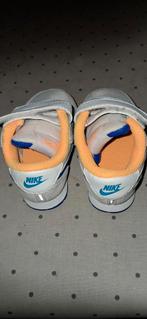 Sportschoentjes Nike maat 18,5, Ophalen, Sportschoenen