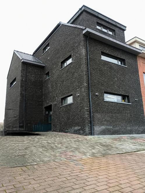 Gerenoveerde Halfopen Bebouwing met 5Slpk 23 Zonnepanelen, Immo, Huizen en Appartementen te koop, Provincie Oost-Vlaanderen, 500 tot 1000 m²