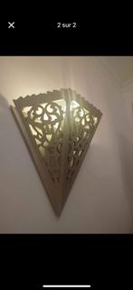 Applique orientale a poser simplement, Enlèvement, Utilisé