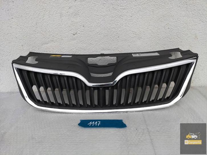 5JA853668, SKODA RAPID 5JA GRILLE, Auto-onderdelen, Carrosserie, Skoda, Gebruikt