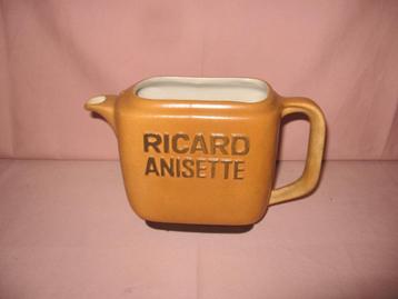 Cruche rectangulaire en pierre Ricard marron 1 L RICARD ANIS, Enlèvement ou Envoi, Comme neuf, Ustensile