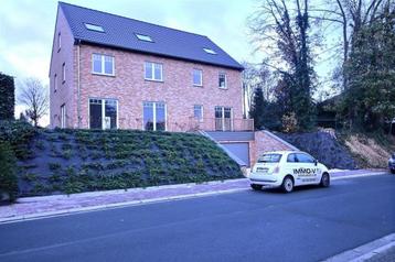 Maison à louer à Waterloo, 6 chambres beschikbaar voor biedingen