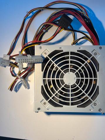 Asus 250W voeding beschikbaar voor biedingen