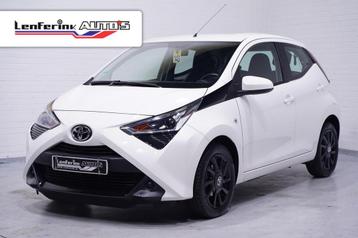 Toyota Aygo 1.0 VVT-i x-play Achteruitrijcamera Apple Carpla beschikbaar voor biedingen