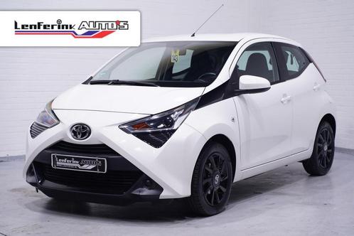Toyota Aygo 1.0 VVT-i x-play Achteruitrijcamera Apple Carpla, Auto's, Toyota, Bedrijf, Aygo, ABS, Airbags, Airconditioning, Alarm