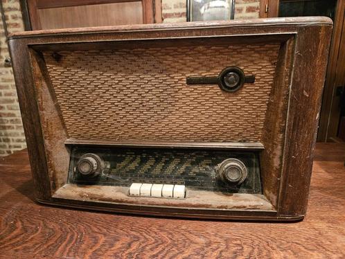 Braun W300UKWN Vintage Buizenradio - Retro Collectors Item, Antiek en Kunst, Antiek | Tv's en Audio, Ophalen