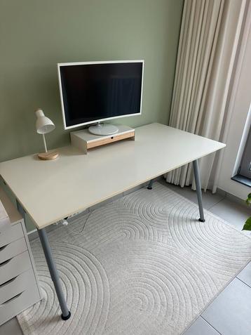 Bureau tafel IKEA