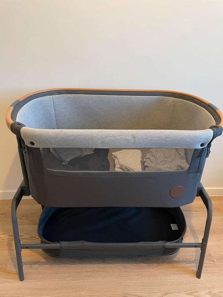 Co-sleeper Iora van het merk Maxi Cosi, Enfants & Bébés, Berceaux & Lits, Comme neuf, Enlèvement