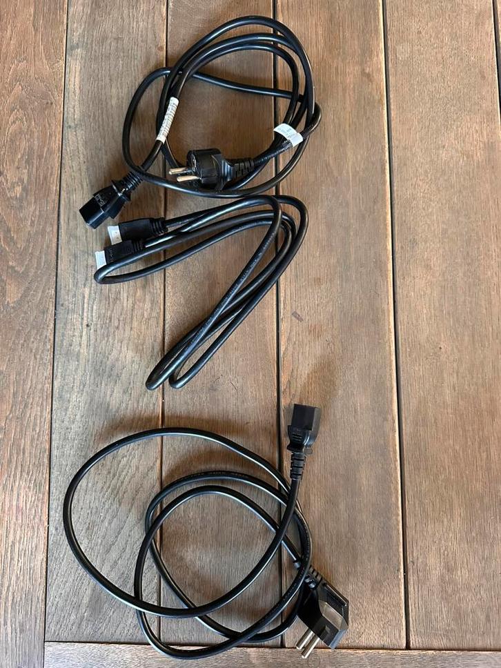 Complete desktop computer, Informatique & Logiciels, Ordinateurs de bureau, Enlèvement