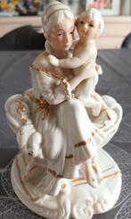 Figurine en porcelaine, Enlèvement