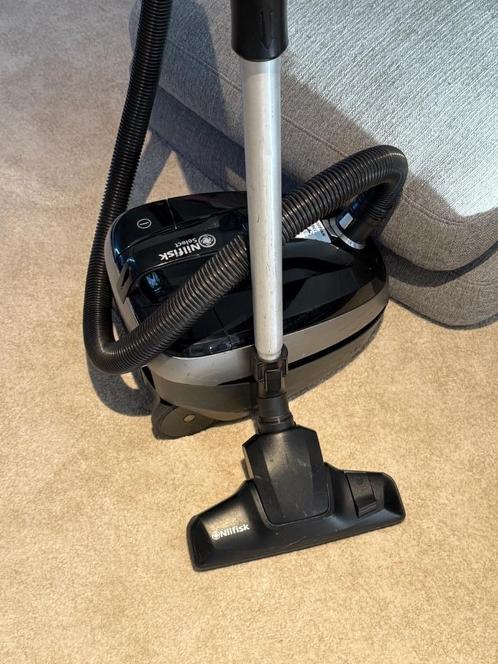 Nilfisk Select Black Superior + karcher SC 3, Elektronische apparatuur, Stofzuigers, Gebruikt, Stofzuiger, Minder dan 1200 watt