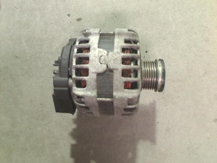 ALTERNATEUR Volkswagen Polo V (6R) (04C903023C), Autos : Pièces & Accessoires, Moteurs & Accessoires, Volkswagen, Utilisé
