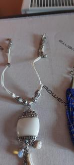 juwelen, Handtassen en Accessoires, Kettingen, Kunststof, Overige kleuren, Met strass, Ophalen of Verzenden
