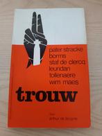 Trouw, Boeken, Oorlog en Militair, Ophalen of Verzenden, Gelezen