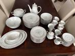 Service van Noritake chinees porselein 69 delig, Antiek en Kunst, Antiek | Servies compleet, Ophalen