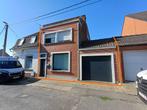 Maison de tout confort avec jardin S-O et garage 2 voitures, Immo, Huizen en Appartementen te koop, Provincie Henegouwen, 200 tot 500 m²